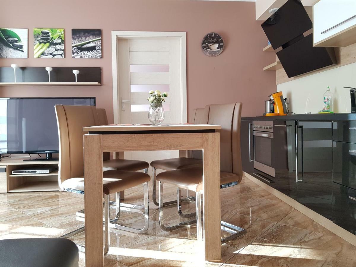 Apartment Pegaz & Aqua Marina Свиноуйсьце Экстерьер фото